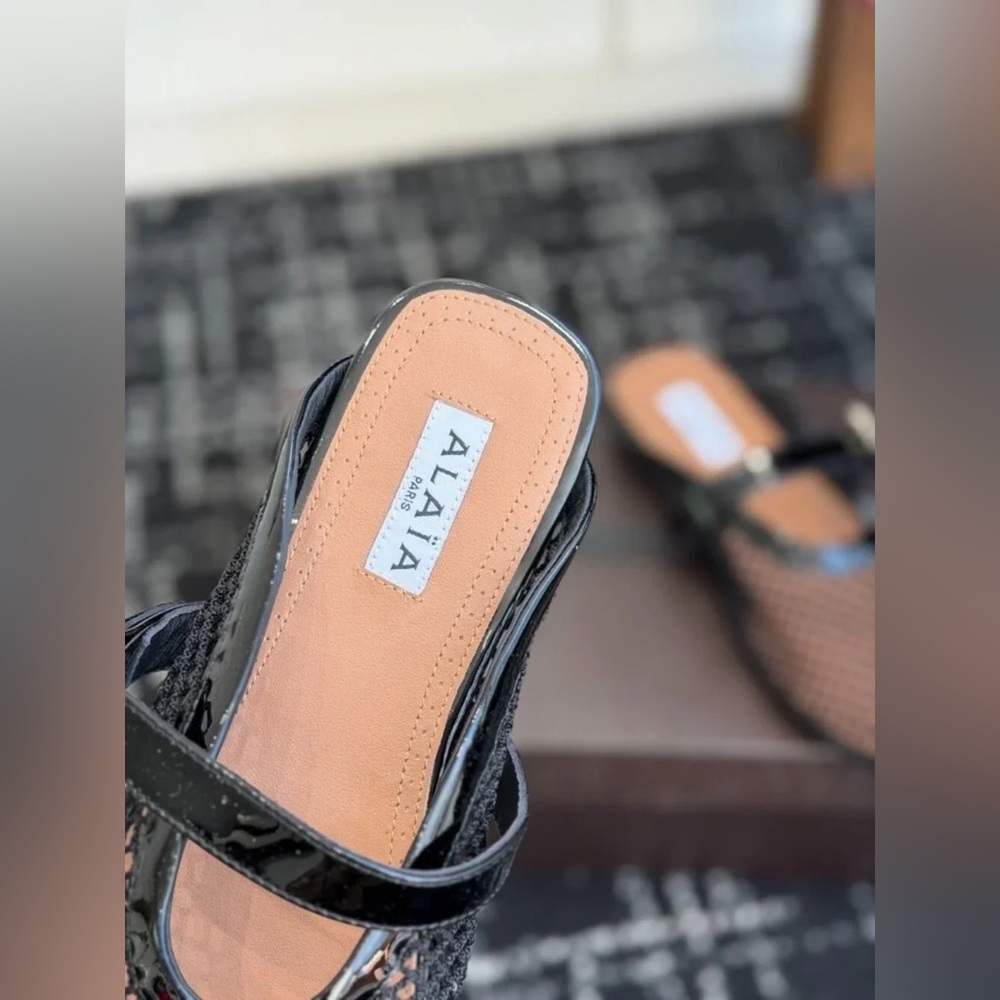 Alaia Mesh Buckle Mule Slippers - Picture 3 of 8